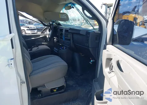 2012 Chevrolet Express 1500 Work Van z USA, uszkodzony, nr VIN 1GCSGAFX9C1164005